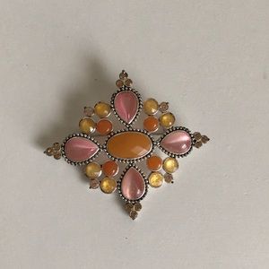 Jeweled brooch pin